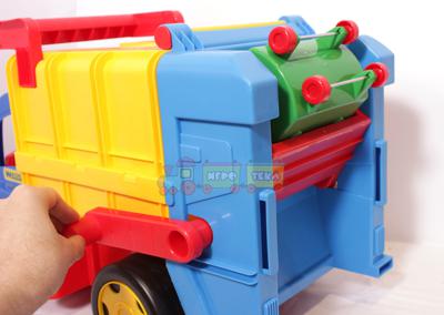 Большой игрушечный мусоровоз Гигант Wader 67000