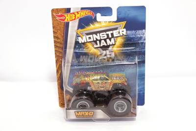 Машинка Hot wheels Monster Jam Max-D (bhp37 dwn13-ja30)
