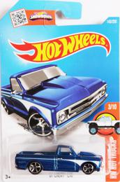 Машинка Hot Wheels 67 Chevy C10 (143/250)