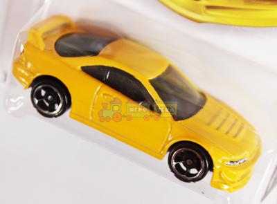Машинка Hot Whells  Custom 01 Acura Integra GrS (89/250)